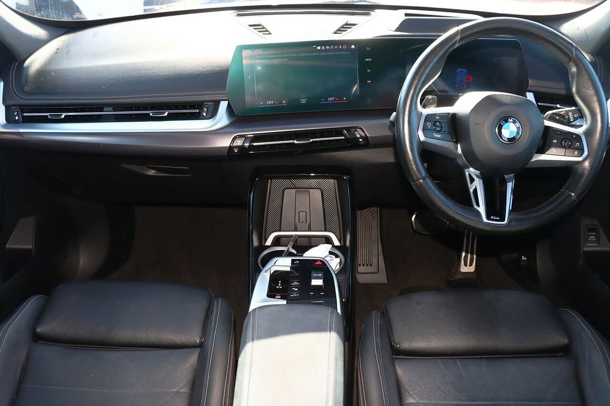 2022 BMW X1 xDrive20i M Sport U11