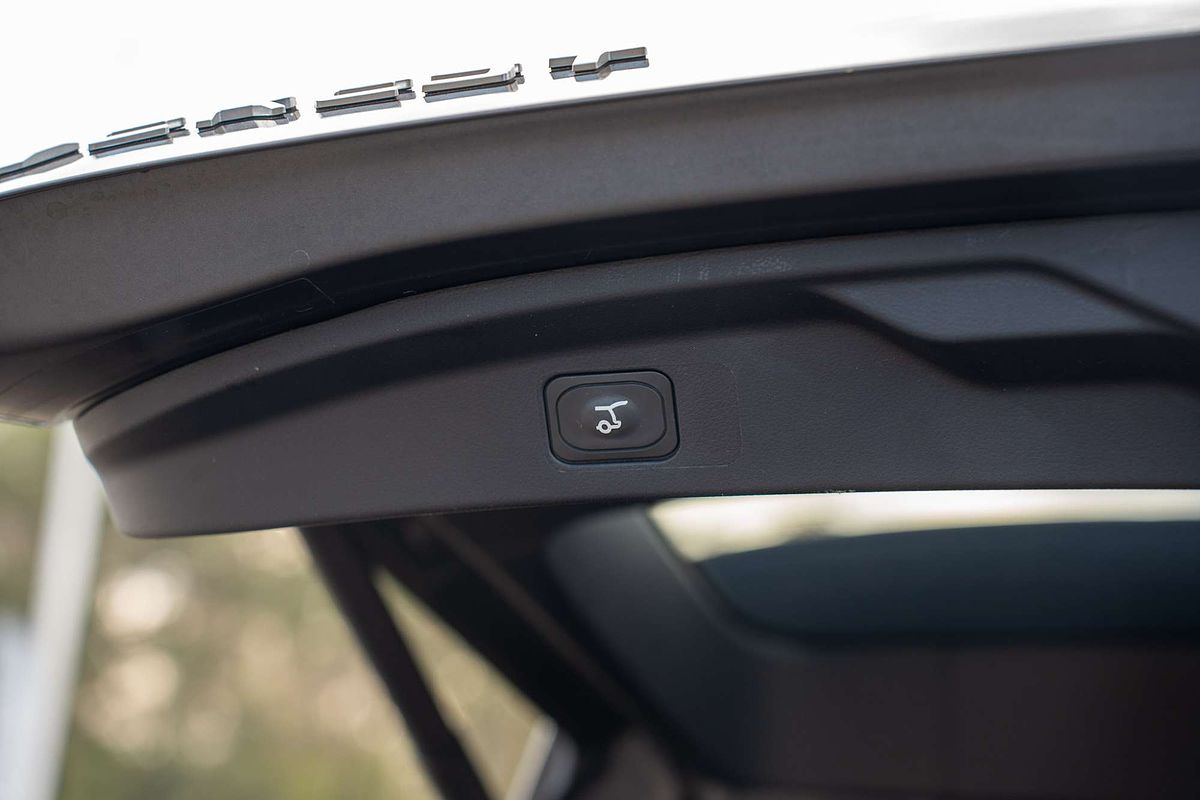 2024 Ford Everest Platinum 3.0L