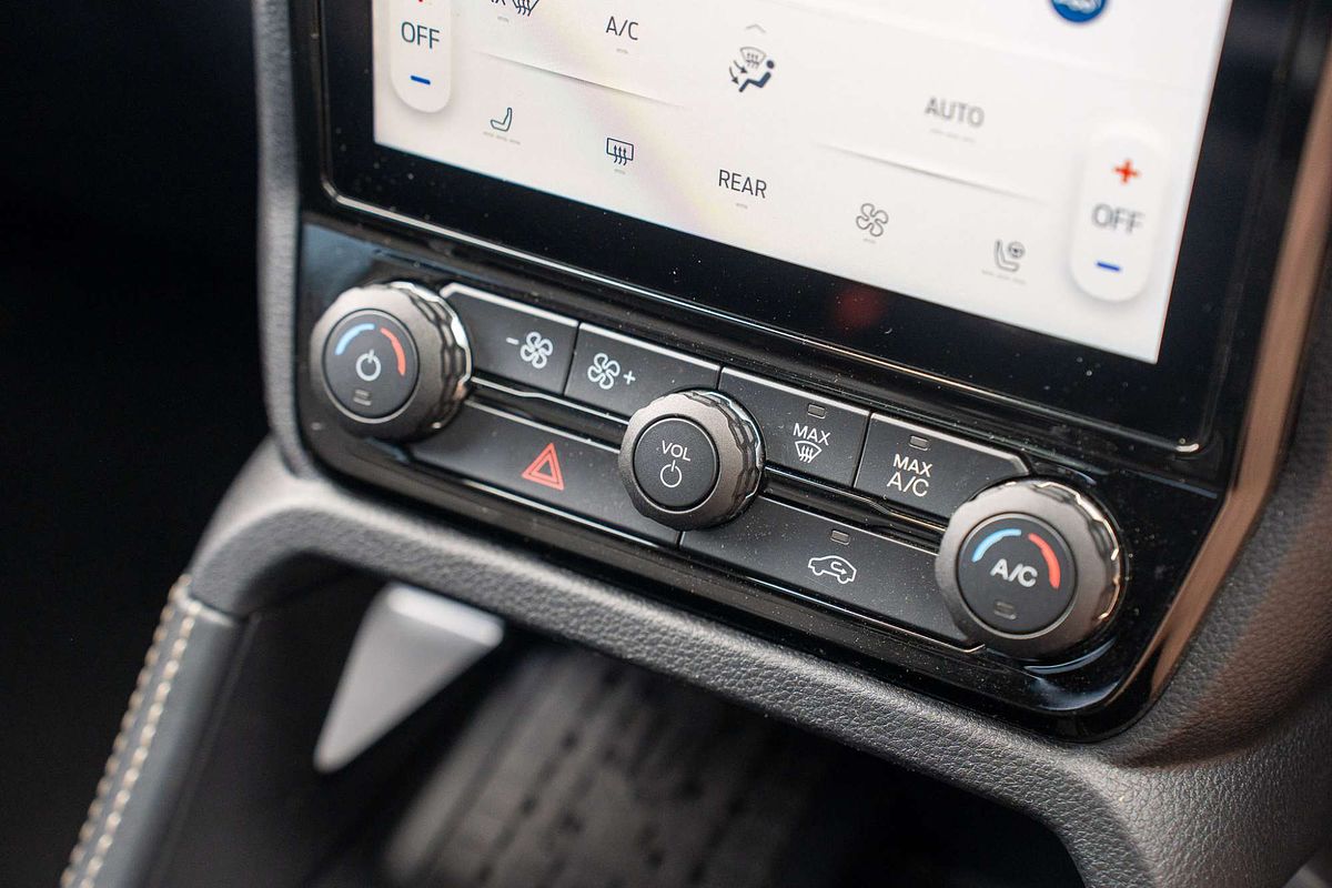 2024 Ford Everest Platinum 3.0L