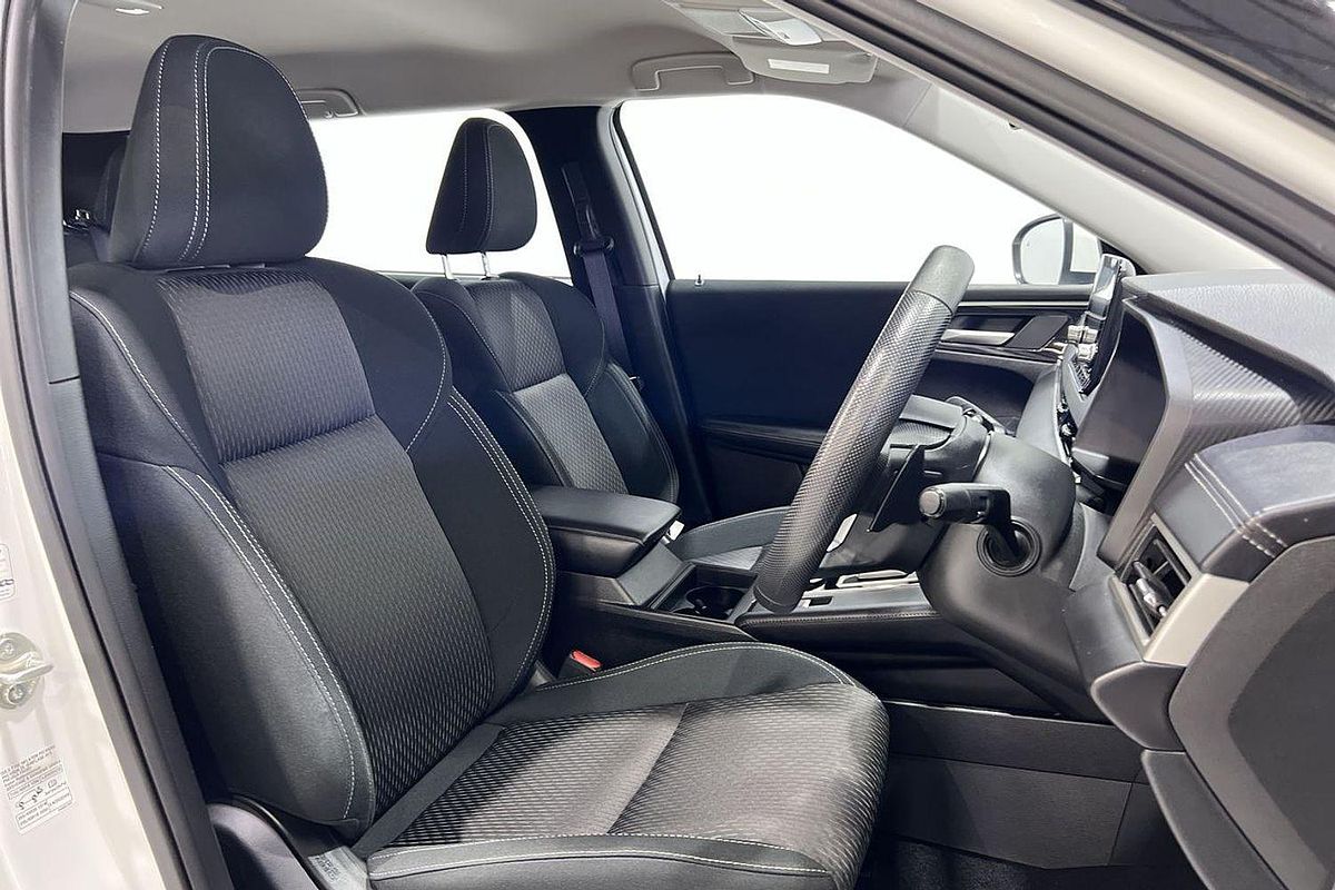 2024 Mitsubishi Outlander ES ZM