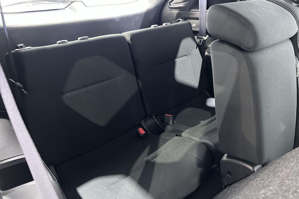 2024 Mitsubishi Outlander ES ZM
