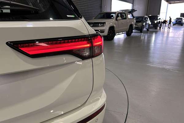 2024 Mitsubishi Outlander ES ZM