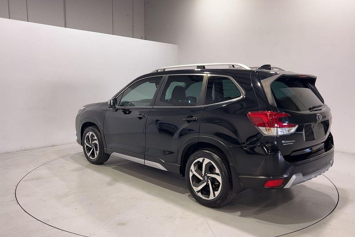 2023 Subaru Forester 2.5i-S S5