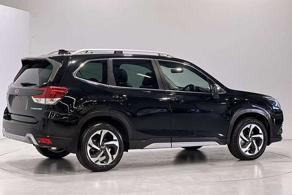 2023 Subaru Forester 2.5i-S S5