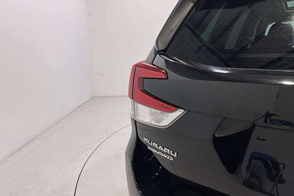 2023 Subaru Forester 2.5i-S S5