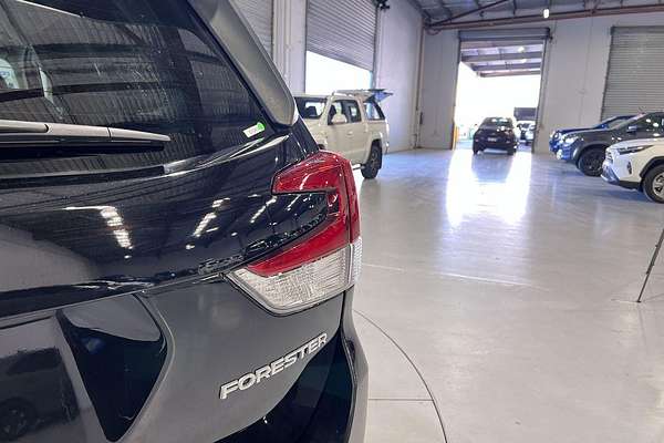 2023 Subaru Forester 2.5i-S S5