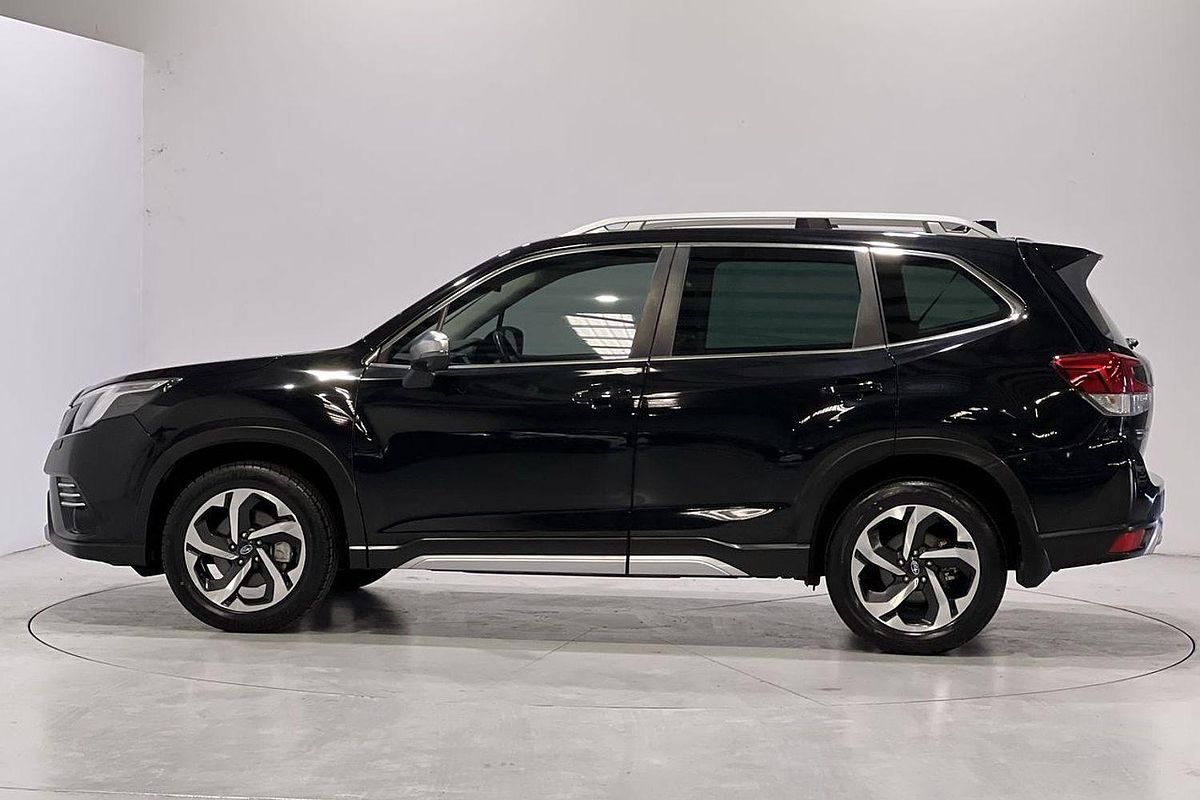 2023 Subaru Forester 2.5i-S S5