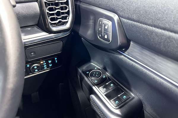 2025 Ford Everest Sport 2.0L