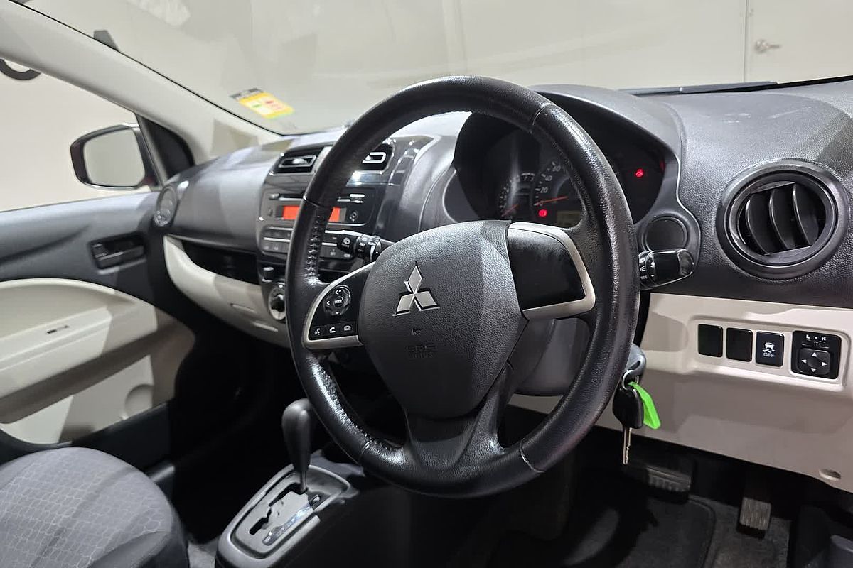 2013 Mitsubishi Mirage ES LA