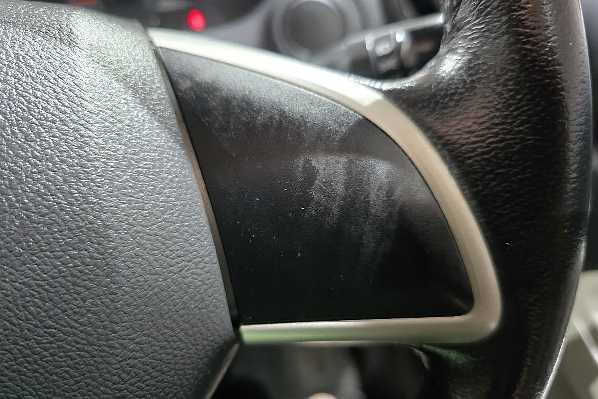 2013 Mitsubishi Mirage ES LA