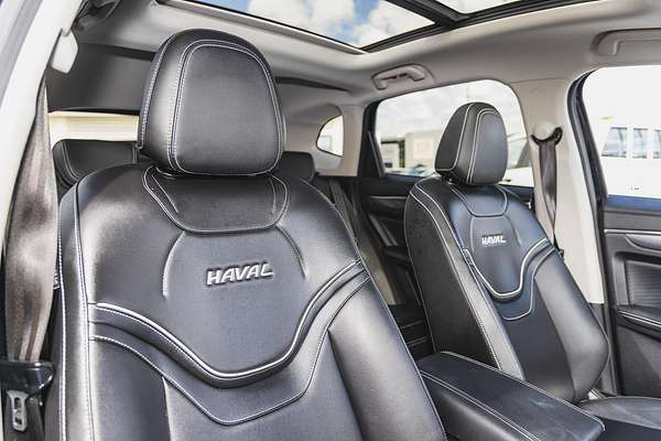 2022 GWM Jolion Ultra Hybrid A01