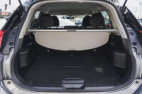 2022 Nissan X-TRAIL ST T32