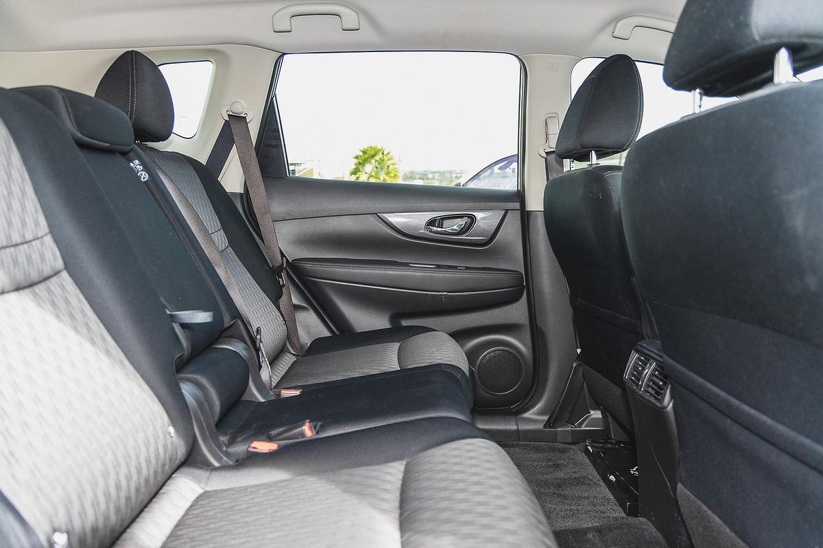 2022 Nissan X-TRAIL ST T32