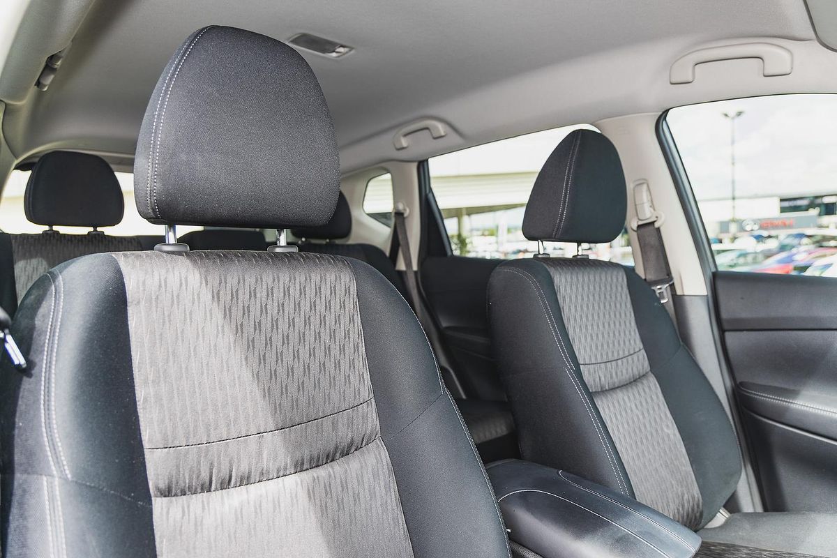 2022 Nissan X-TRAIL ST T32