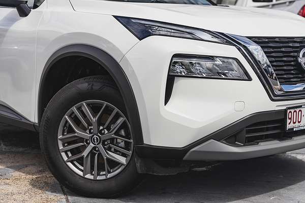 2024 Nissan X-TRAIL ST T33
