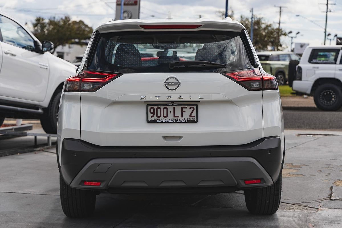 2024 Nissan X-TRAIL ST T33