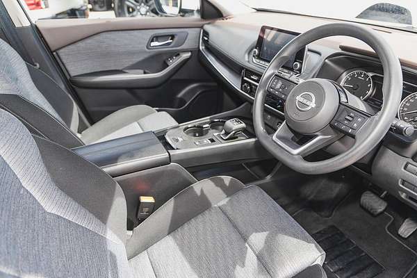 2024 Nissan X-TRAIL ST T33