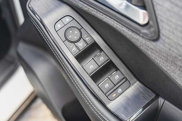 2024 Nissan X-TRAIL ST T33