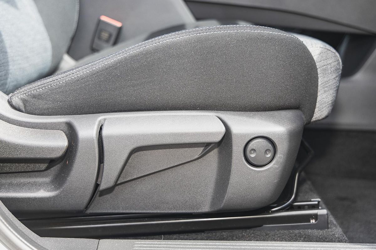 2024 Nissan X-TRAIL ST T33