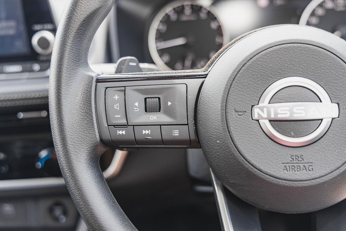 2024 Nissan X-TRAIL ST T33