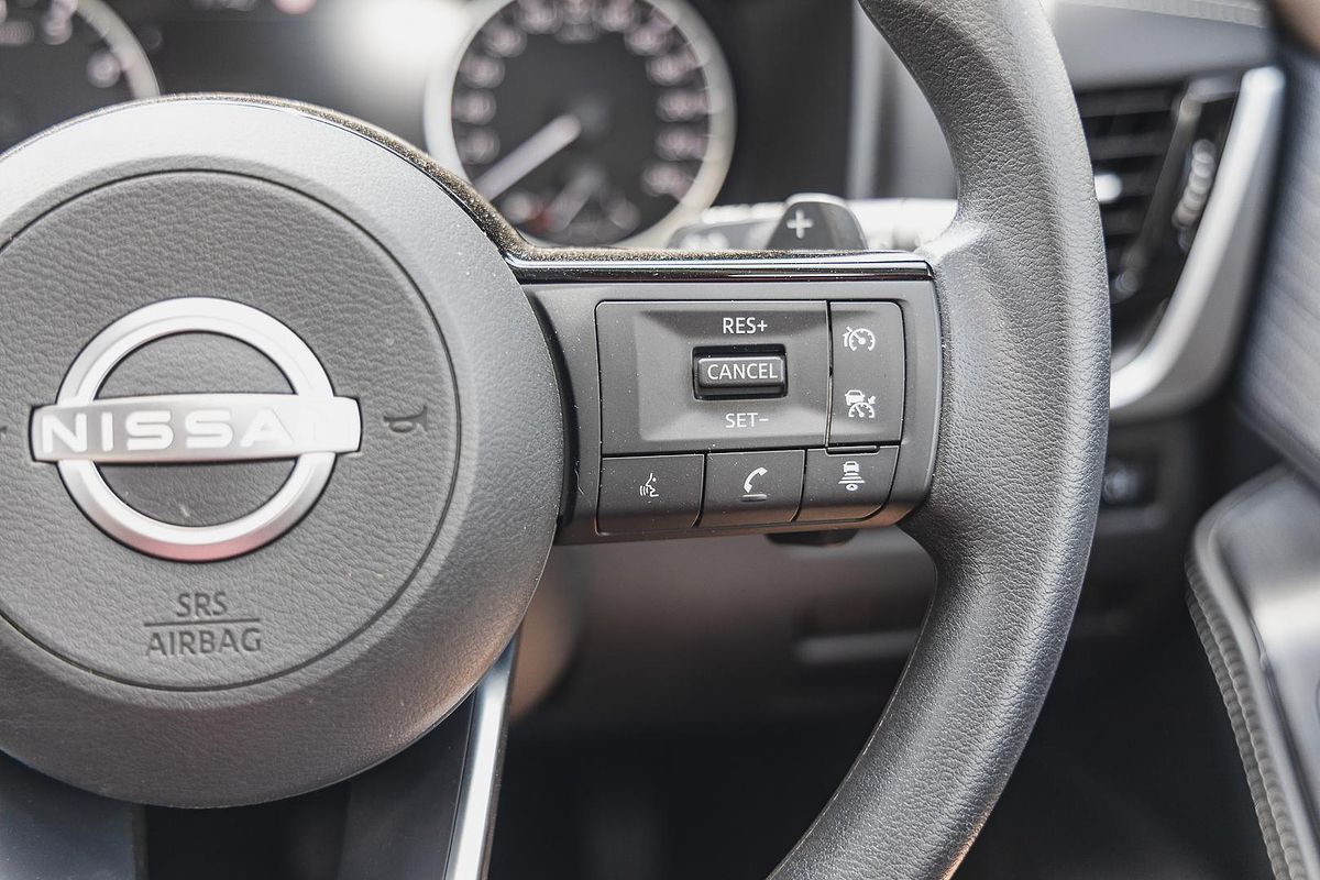 2024 Nissan X-TRAIL ST T33