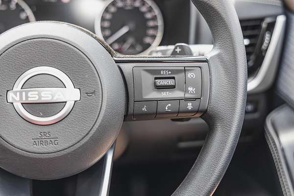 2024 Nissan X-TRAIL ST T33