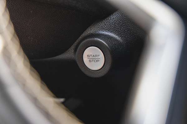 2022 GWM Jolion Ultra Hybrid A01