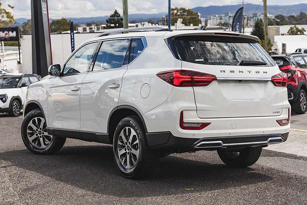2025 KGM Rexton ELX Y461