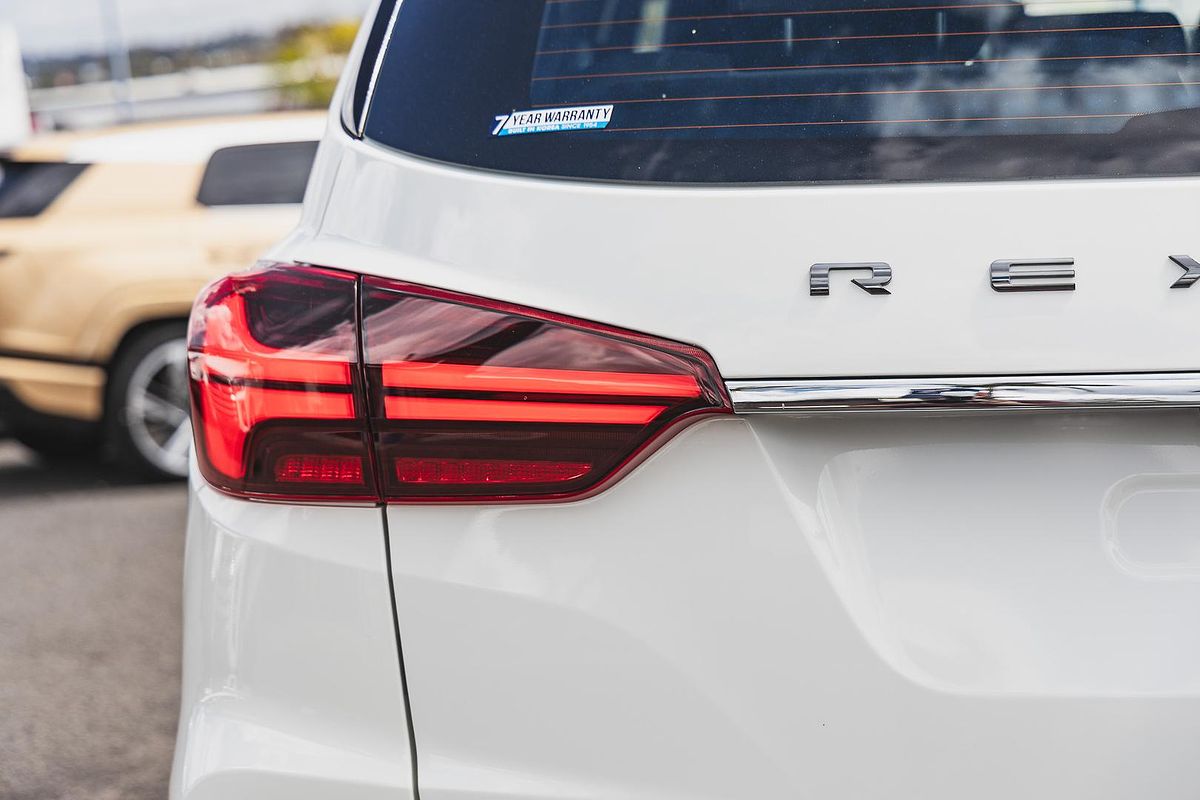 2025 KGM Rexton ELX Y461