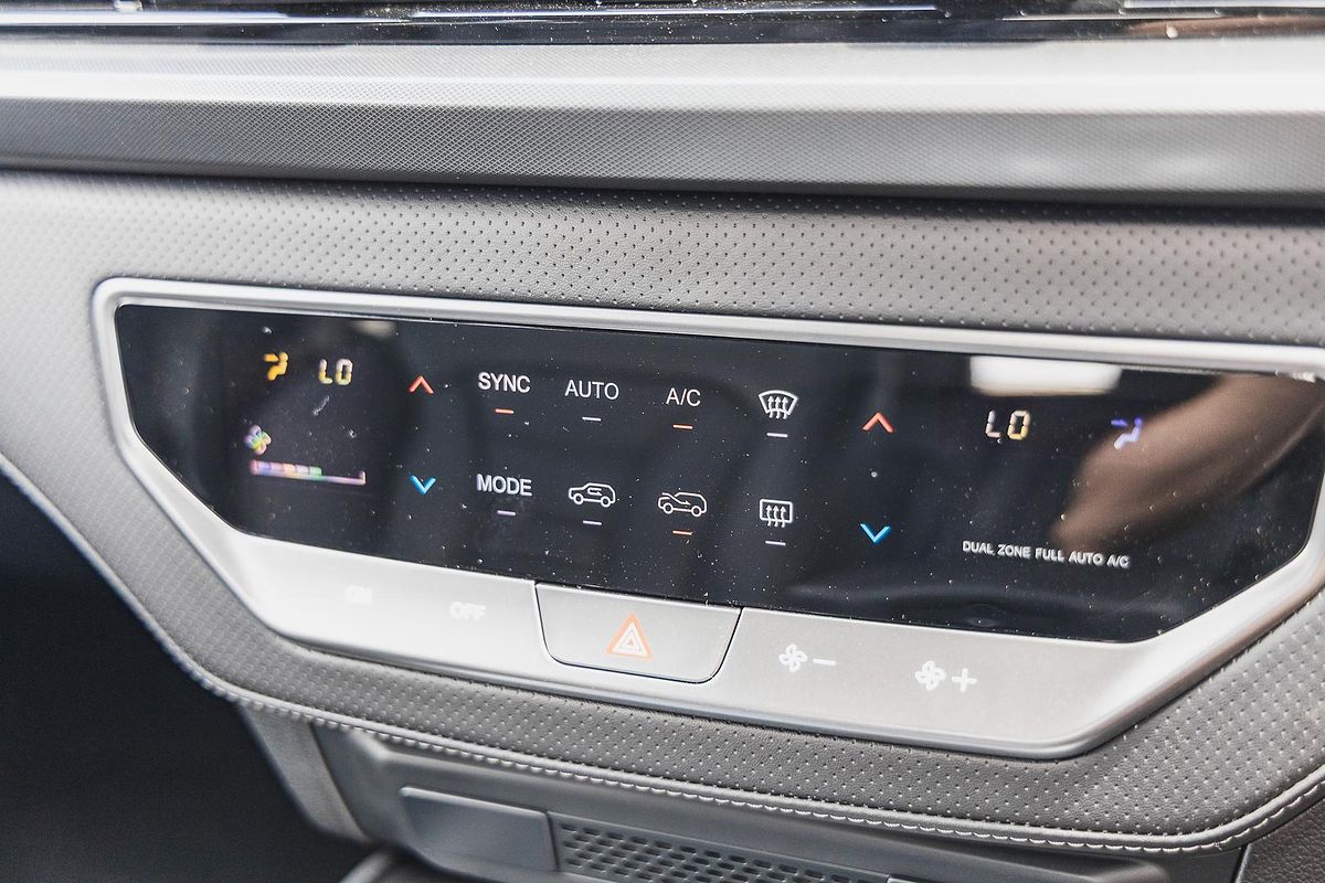 2025 KGM Rexton ELX Y461