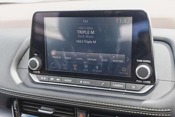 2024 Nissan X-TRAIL ST T33
