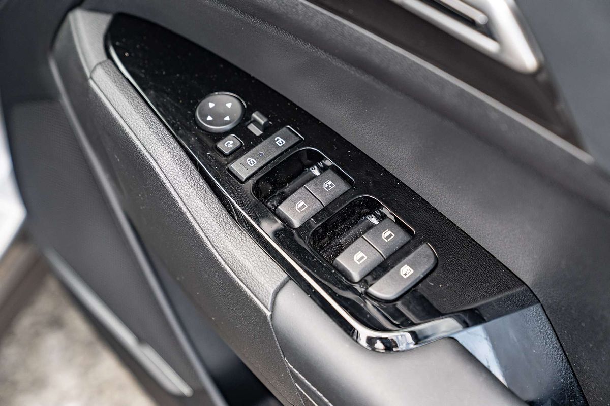 2025 Kia Sportage SX NQ5