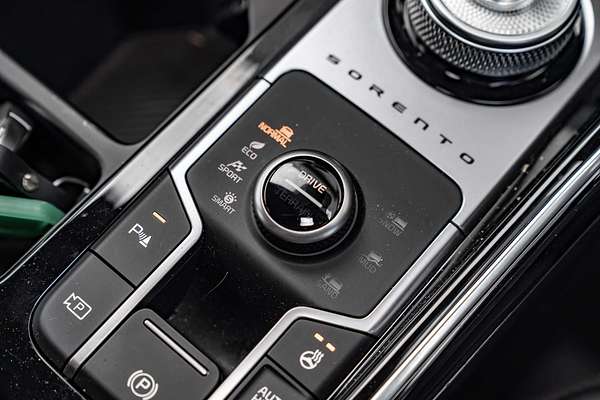 2025 Kia Sorento Sport+ MQ4 PE