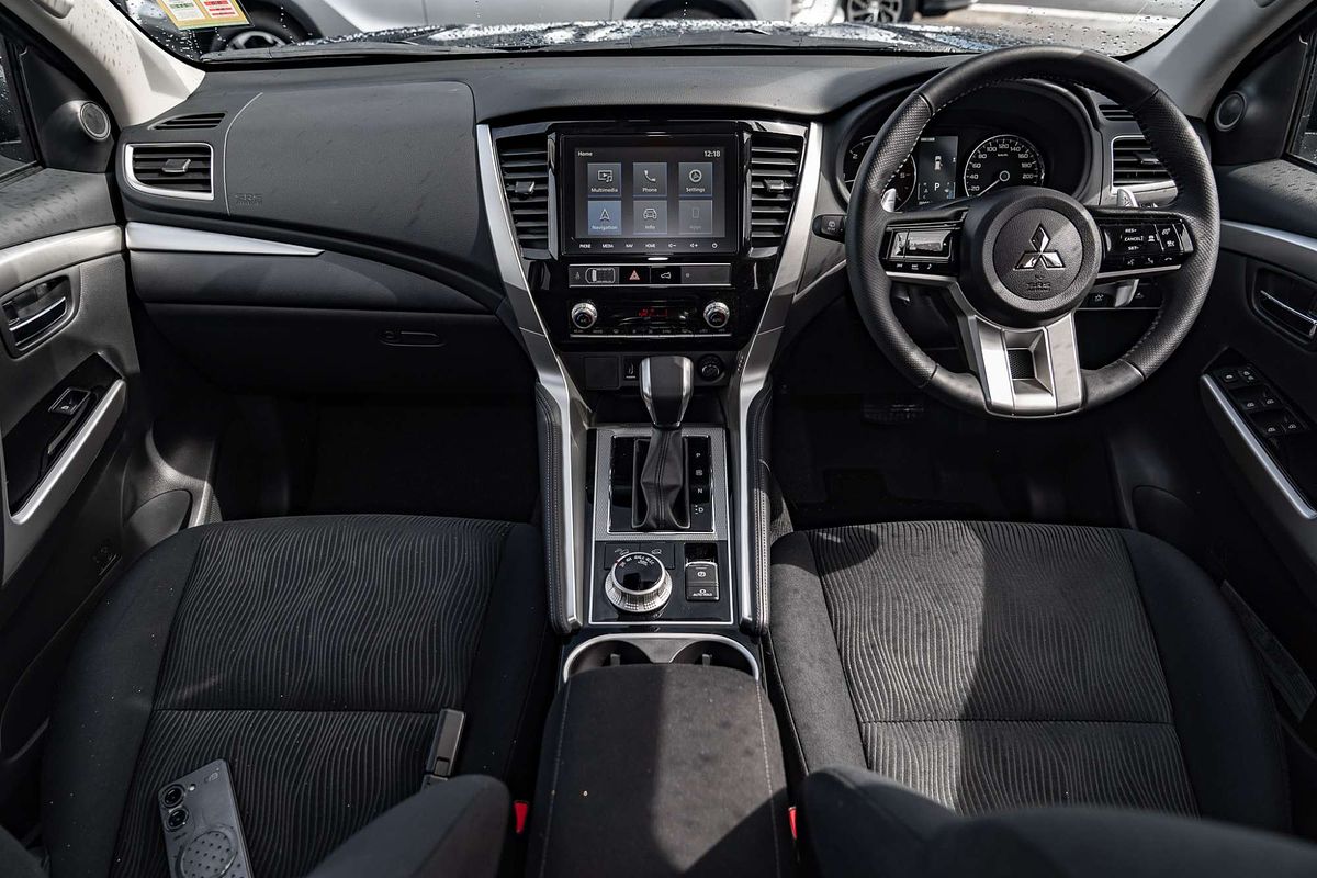2025 Mitsubishi Pajero Sport GLS QG