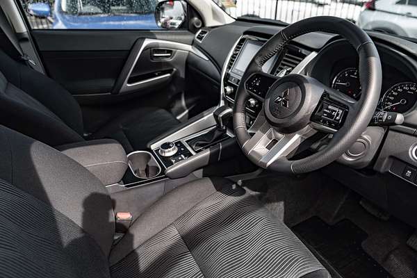 2025 Mitsubishi Pajero Sport GLS QG