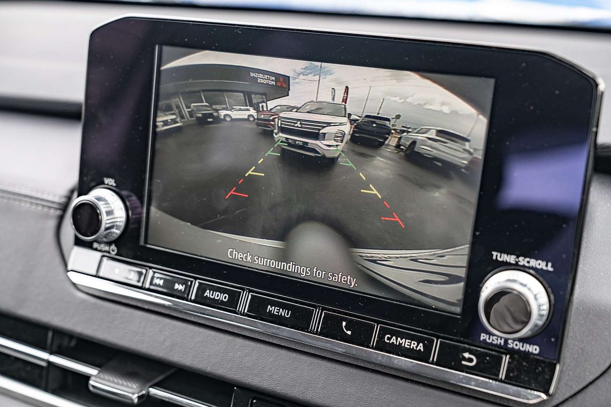 2024 Mitsubishi Outlander ES ZM