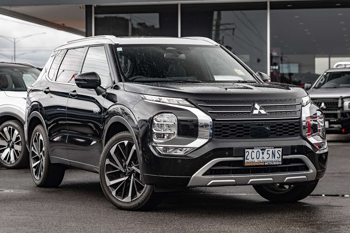 2024 Mitsubishi Outlander PHEV Exceed Tourer ZM