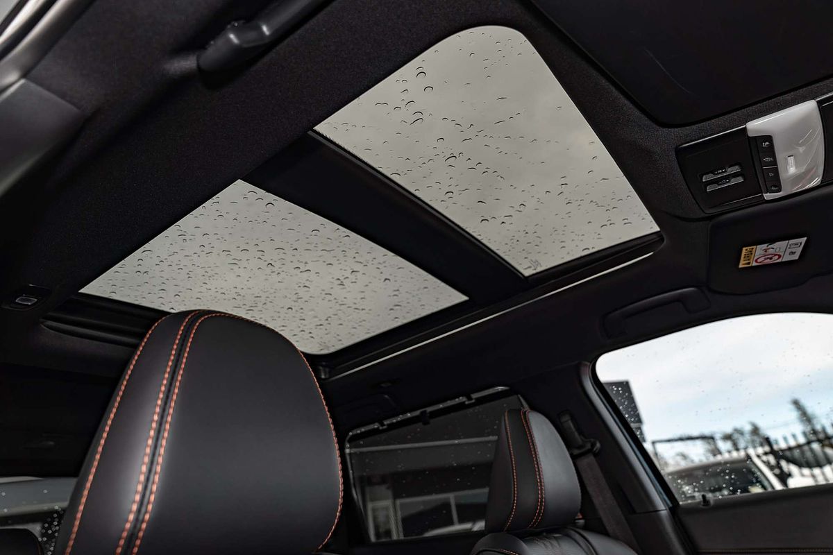2024 Mitsubishi Outlander PHEV Exceed Tourer ZM