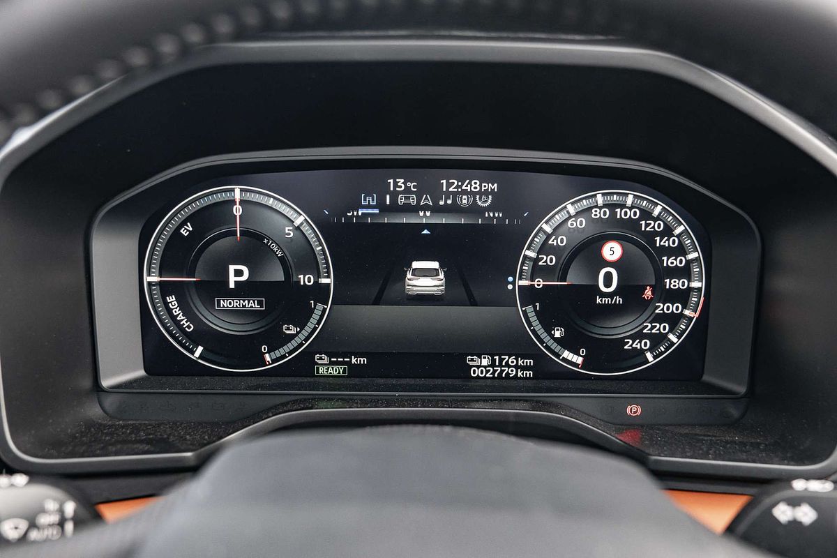 2024 Mitsubishi Outlander PHEV Exceed Tourer ZM