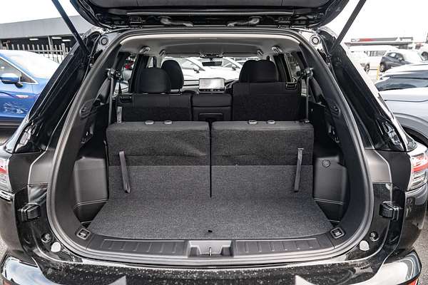 2025 Mitsubishi Outlander LS ZM