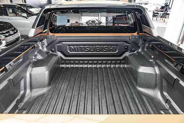 2025 Mitsubishi Triton GSR MV 4X4