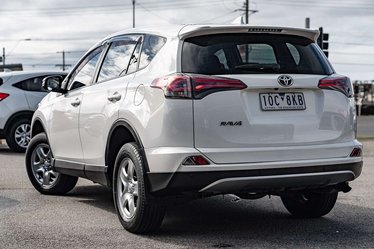 2018 Toyota RAV4 GX ZSA42R