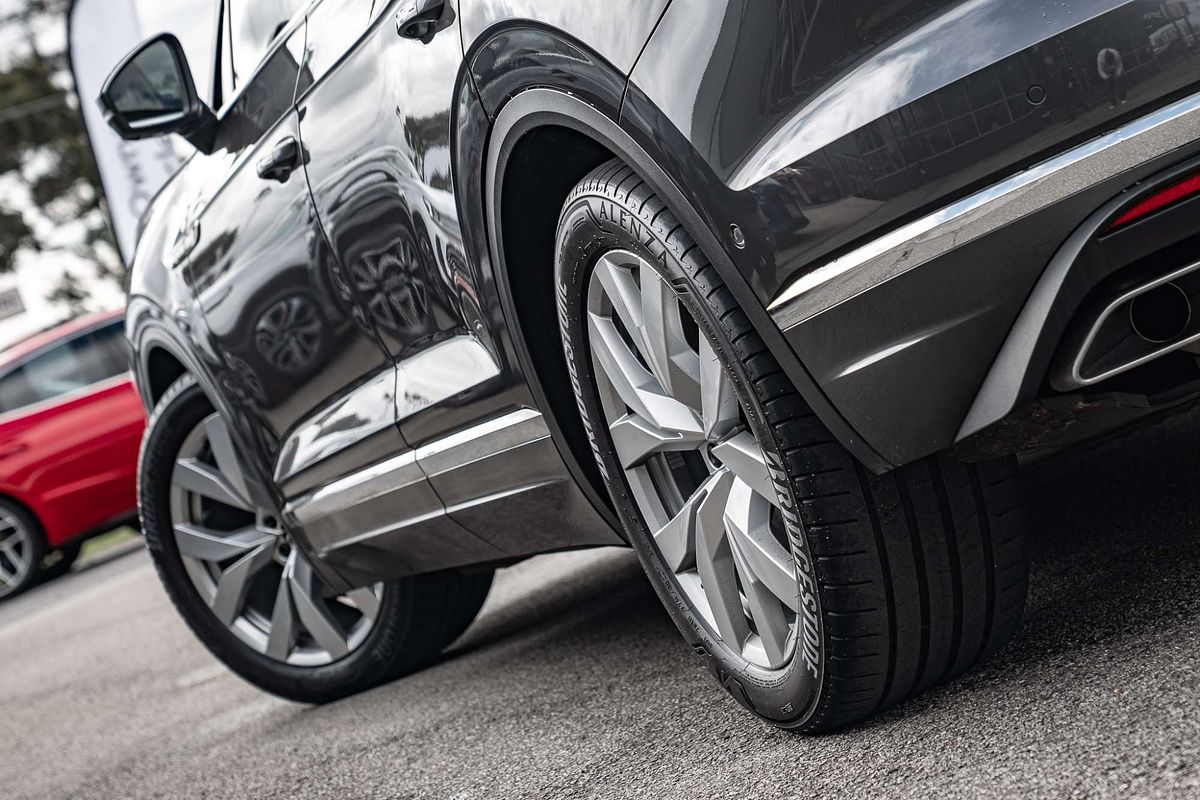 2022 Volkswagen Touareg 210TDI Elegance CR