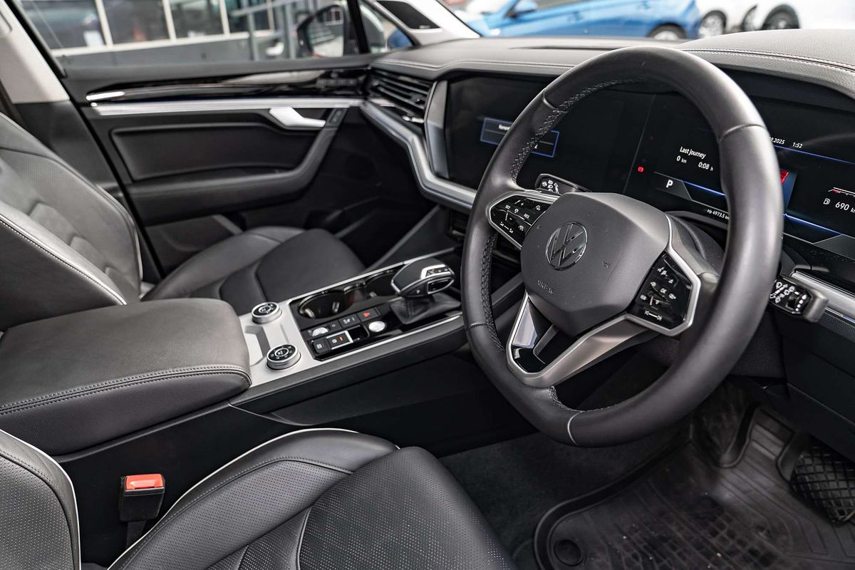 2022 Volkswagen Touareg 210TDI Elegance CR