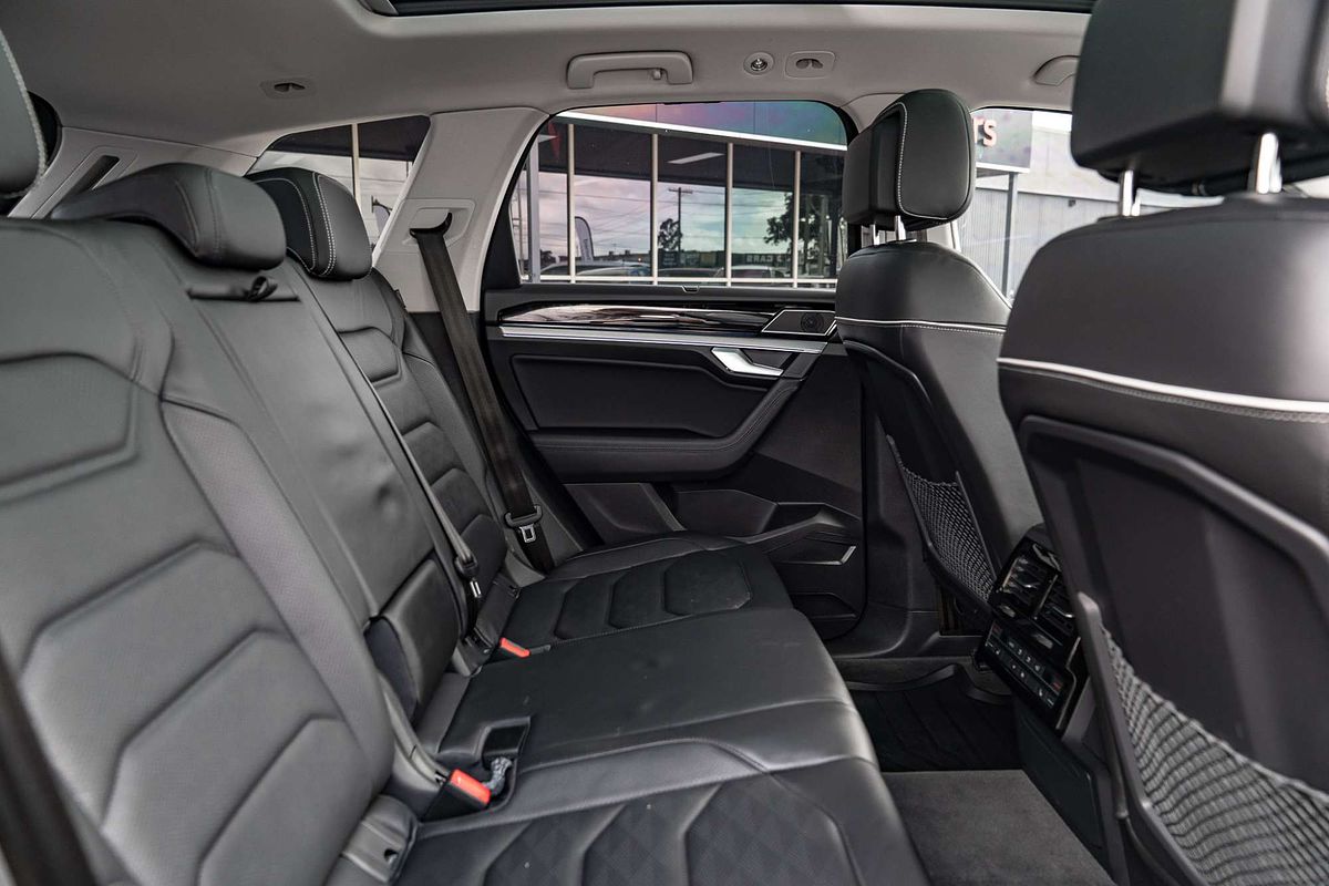 2022 Volkswagen Touareg 210TDI Elegance CR