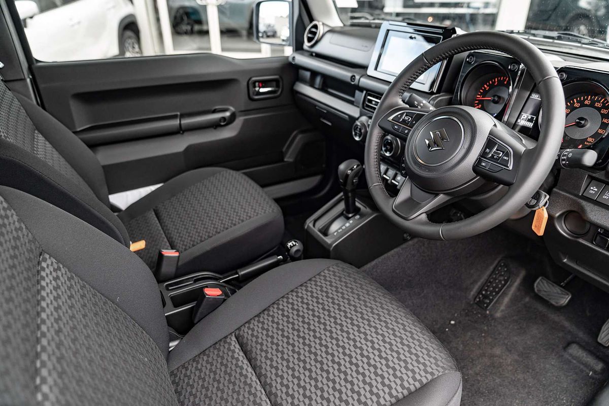 2025 Suzuki Jimny GLX GJ