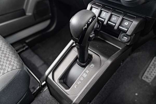 2025 Suzuki Jimny GLX GJ