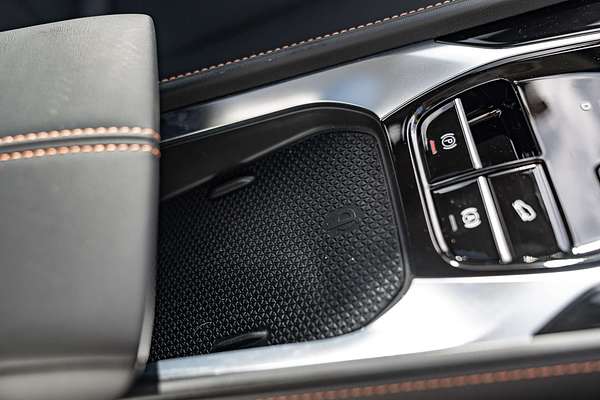 2025 MG HS Hybrid+ Essence AS33H