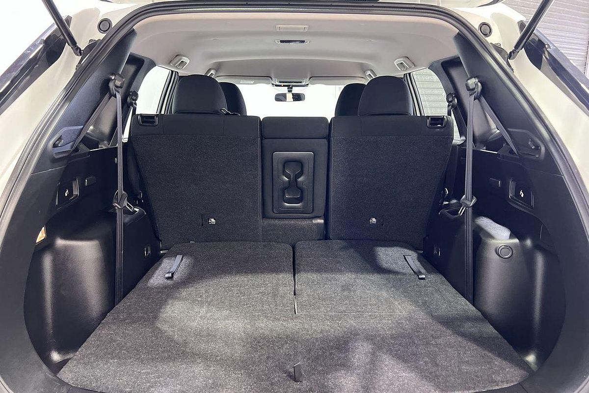 2024 Mitsubishi Outlander ES ZM
