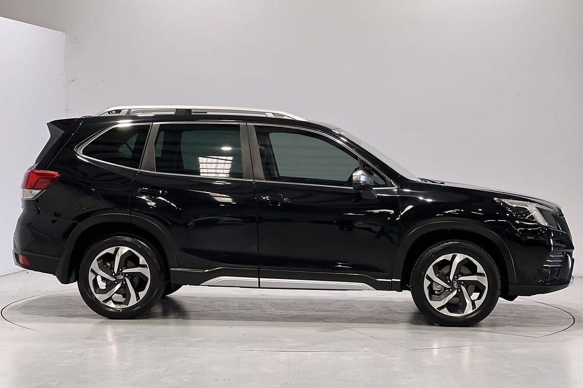 2023 Subaru Forester 2.5i-S S5